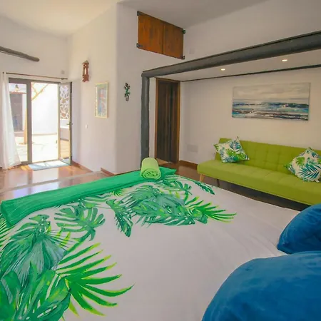 Boutique In Old Canarian Winery, Lanzarote Holiday home Tias