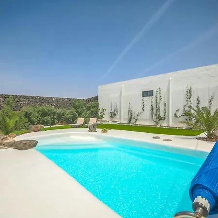 Holiday home Boutique In Old Canarian Winery, Lanzarote *